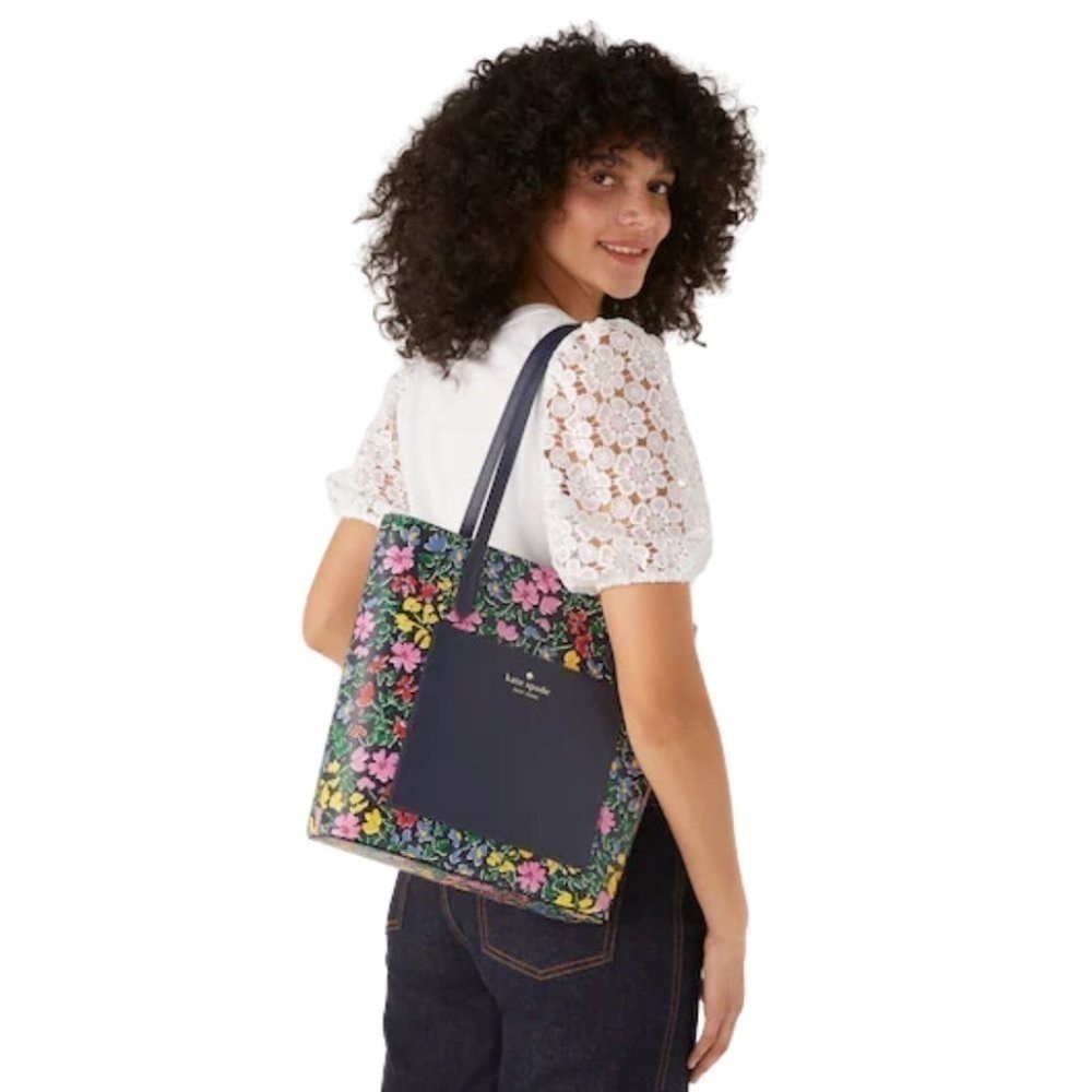 Kate Spade NWT Daily Tote Floral Statement Bag Navy Blue Bright Springtime Gift - Picture 11 of 14